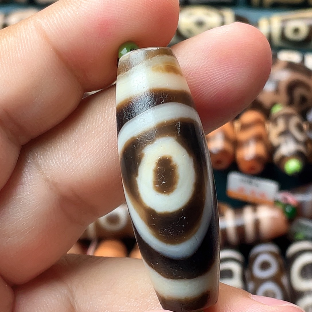 玛瑙/玉髓未镶嵌颈饰小卢随形两眼