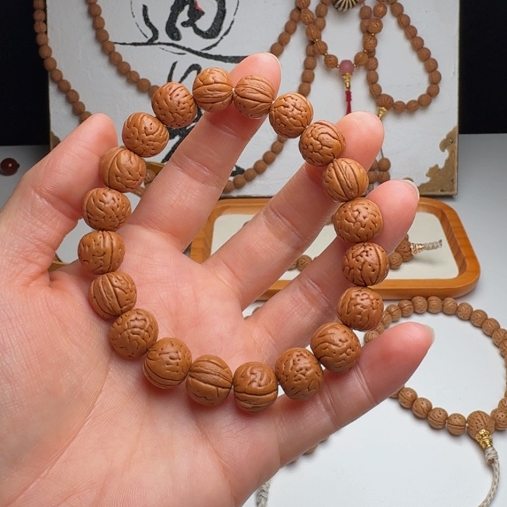 手串桃核12红皮单圈