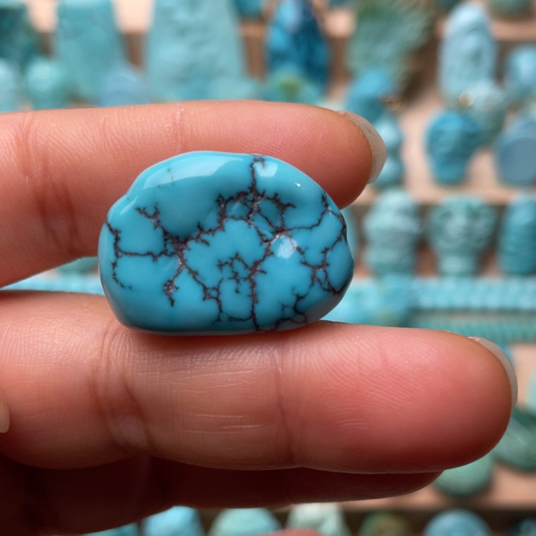 绿松石未镶嵌颈饰