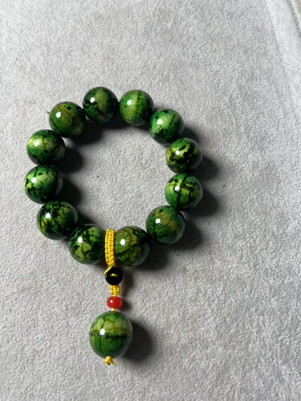 A436典藏系列s级龙血木高货手串（随机发）