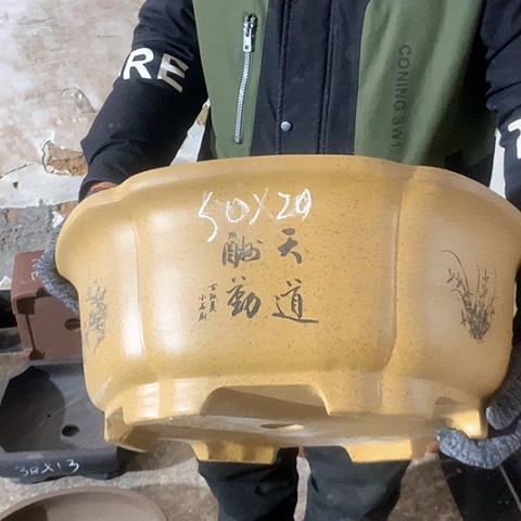 紫砂花盆手工制作