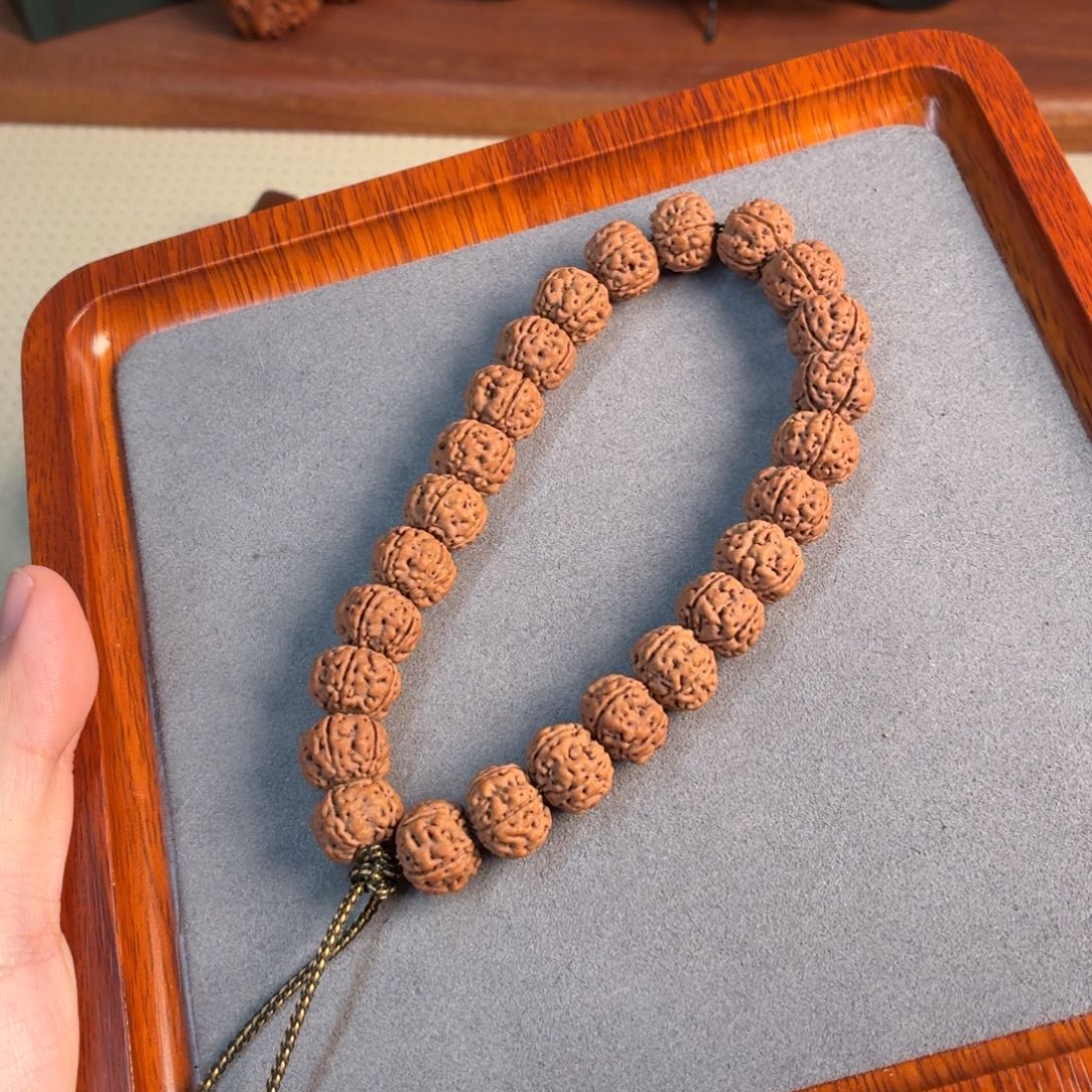 人****吊坠金刚菩提老树王