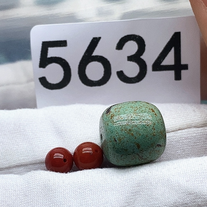 南红玛瑙未镶嵌颈饰