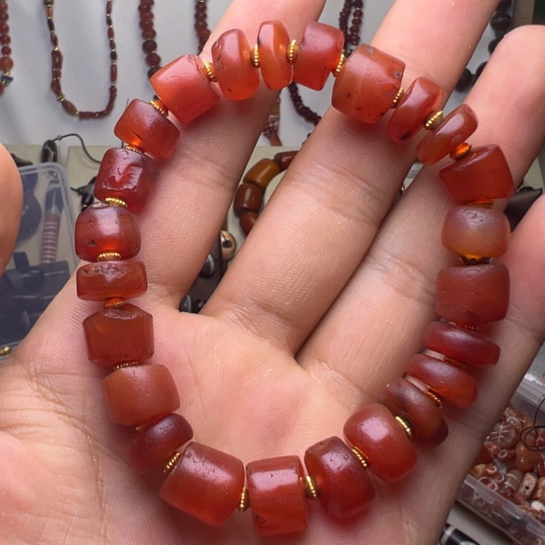 玛瑙/玉髓颈饰未镶嵌