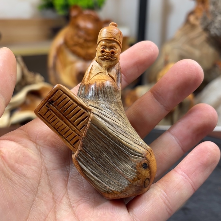 柏木（崖柏）xvhbvvbnnhj