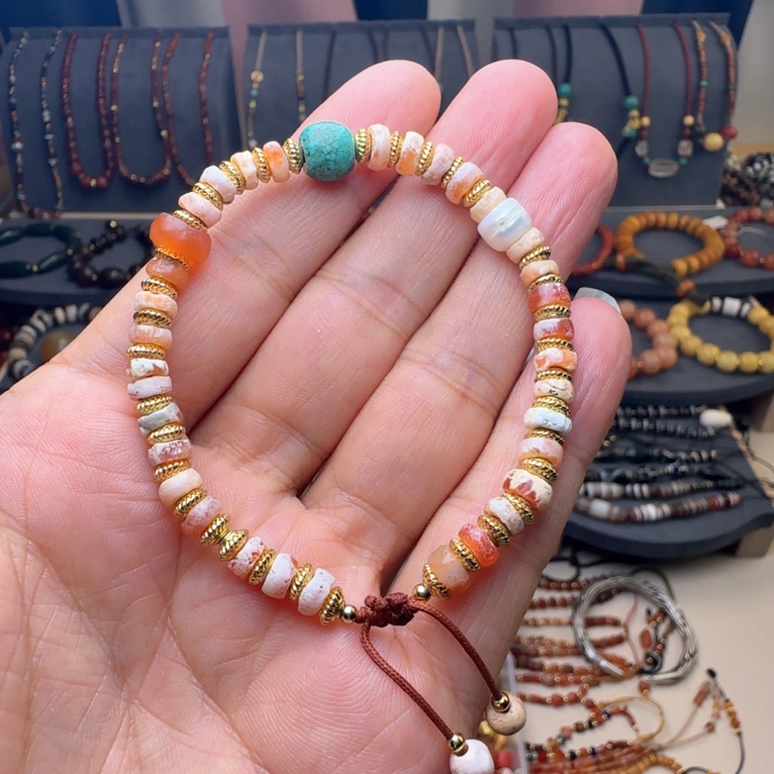 玛瑙/玉髓颈饰未镶嵌