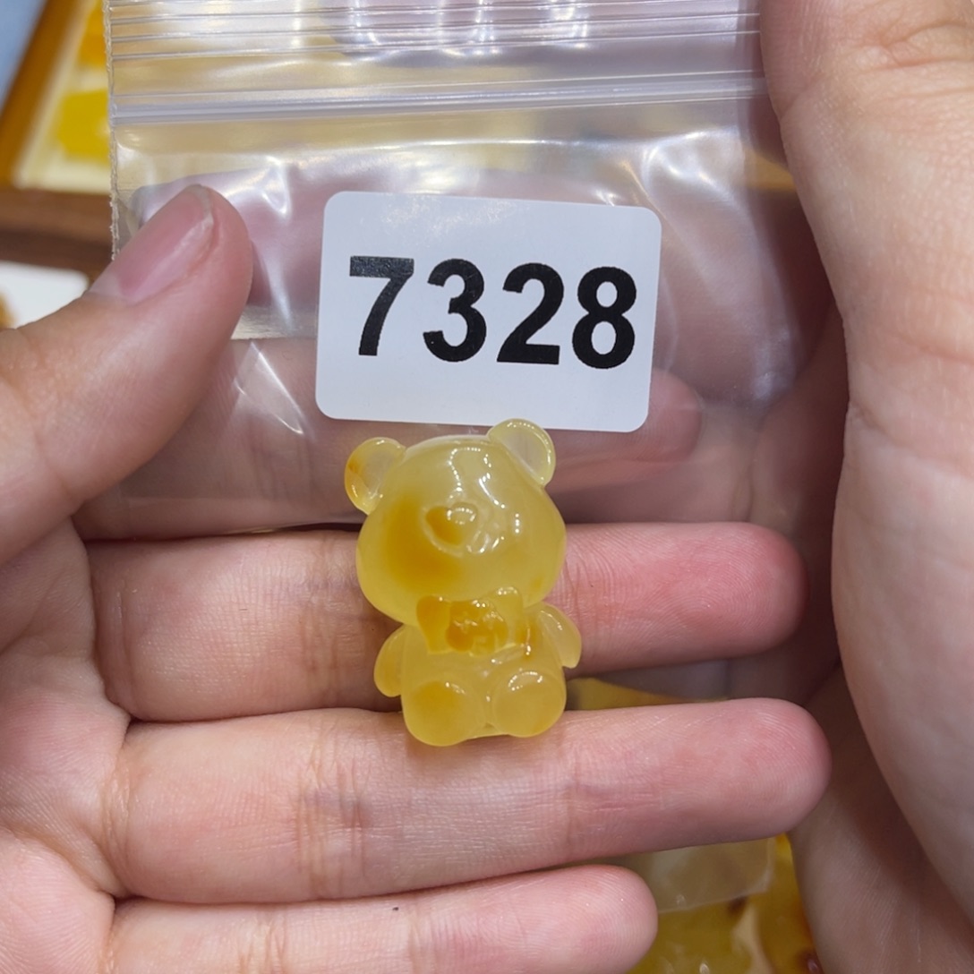 琥珀珠宝奇石未镶嵌