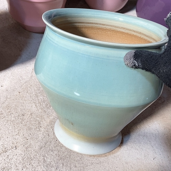 瓶口20高26 景德镇陶瓷学院