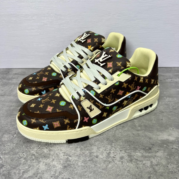 未使用 LouisVuitton/路易威登 棕糖果老花Tyler联名吹那/trainer