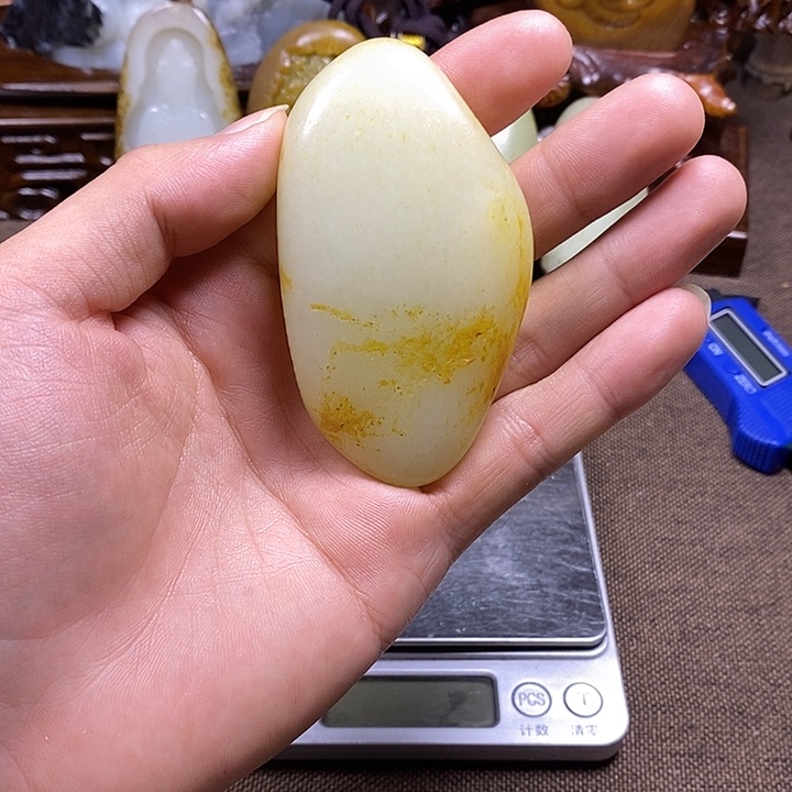 Y***云和田玉未镶嵌挂件