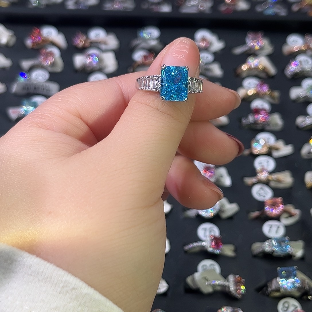 莫桑石非金属SH K白阶梯长方海蓝冰花五卡-12