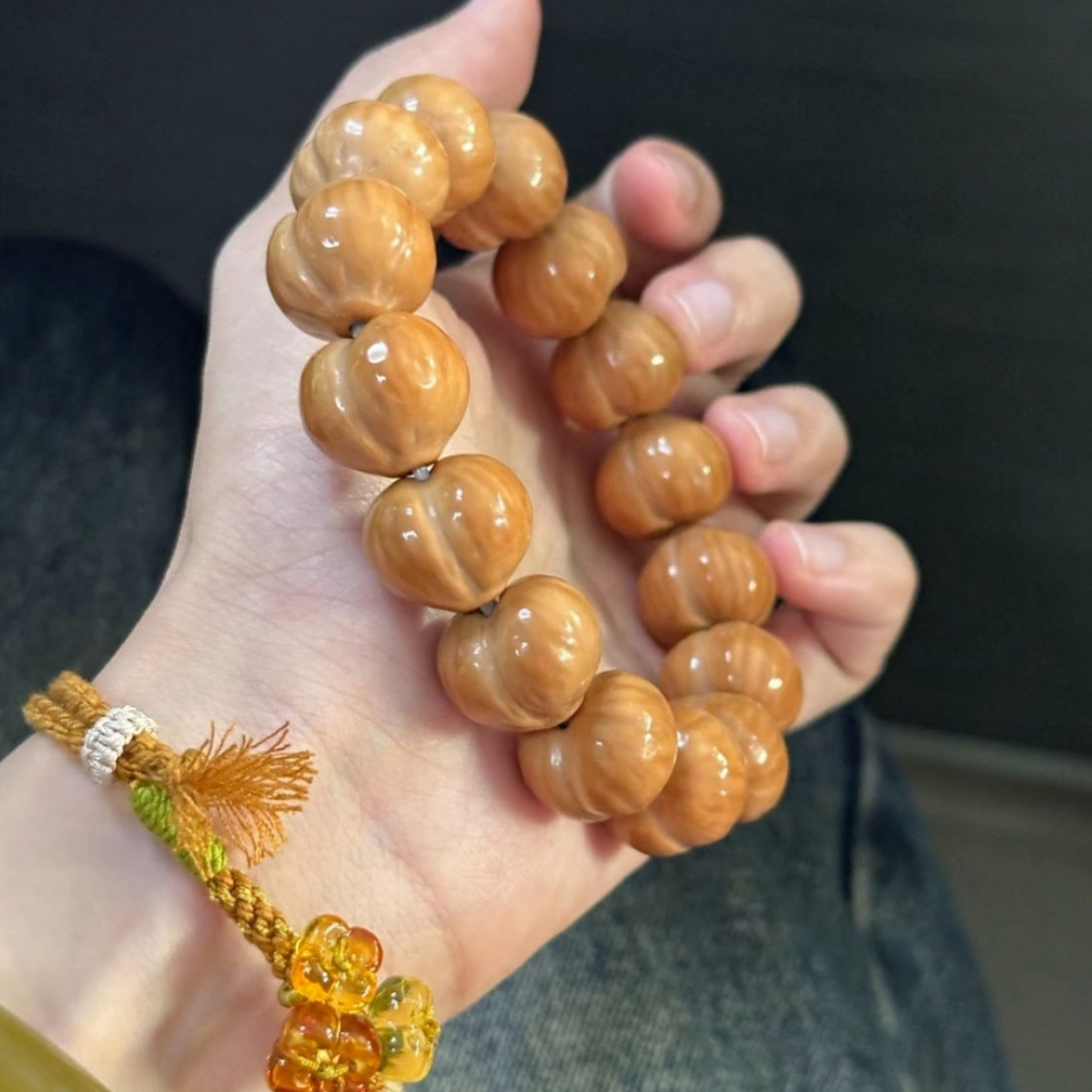 亮面肌理屁桃手串 全品无暇