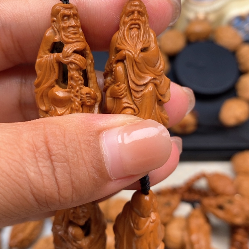 【闪购商品】橄榄核吊坠橄榄手工雕刻工艺