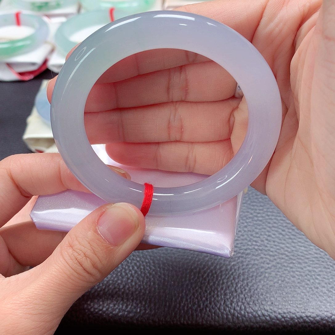 翡翠手镯（圆镯）未镶嵌