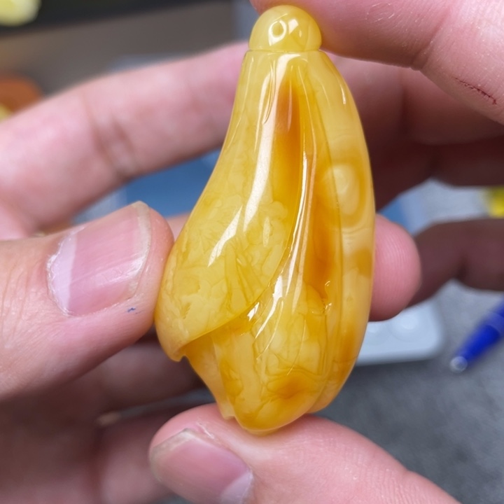 未镶嵌蜜蜡珠宝奇石