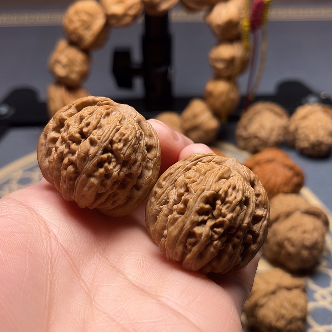 把件核桃四座楼35全品