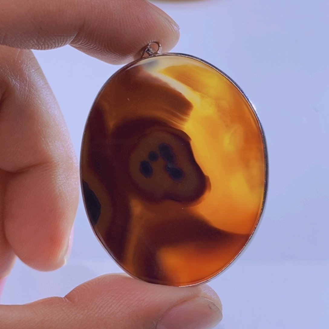 玛瑙/玉髓颈饰未镶嵌