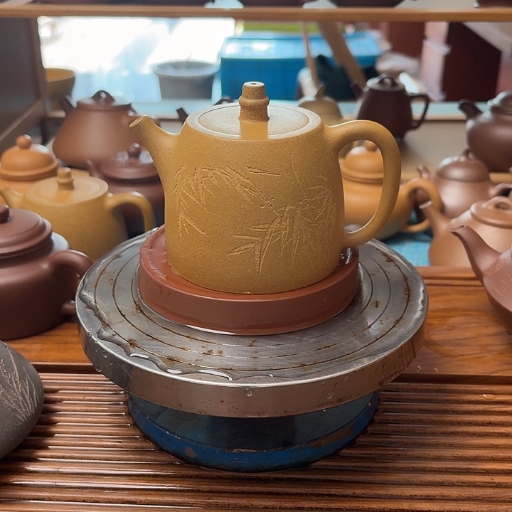 茶壶紫砂半手工制作