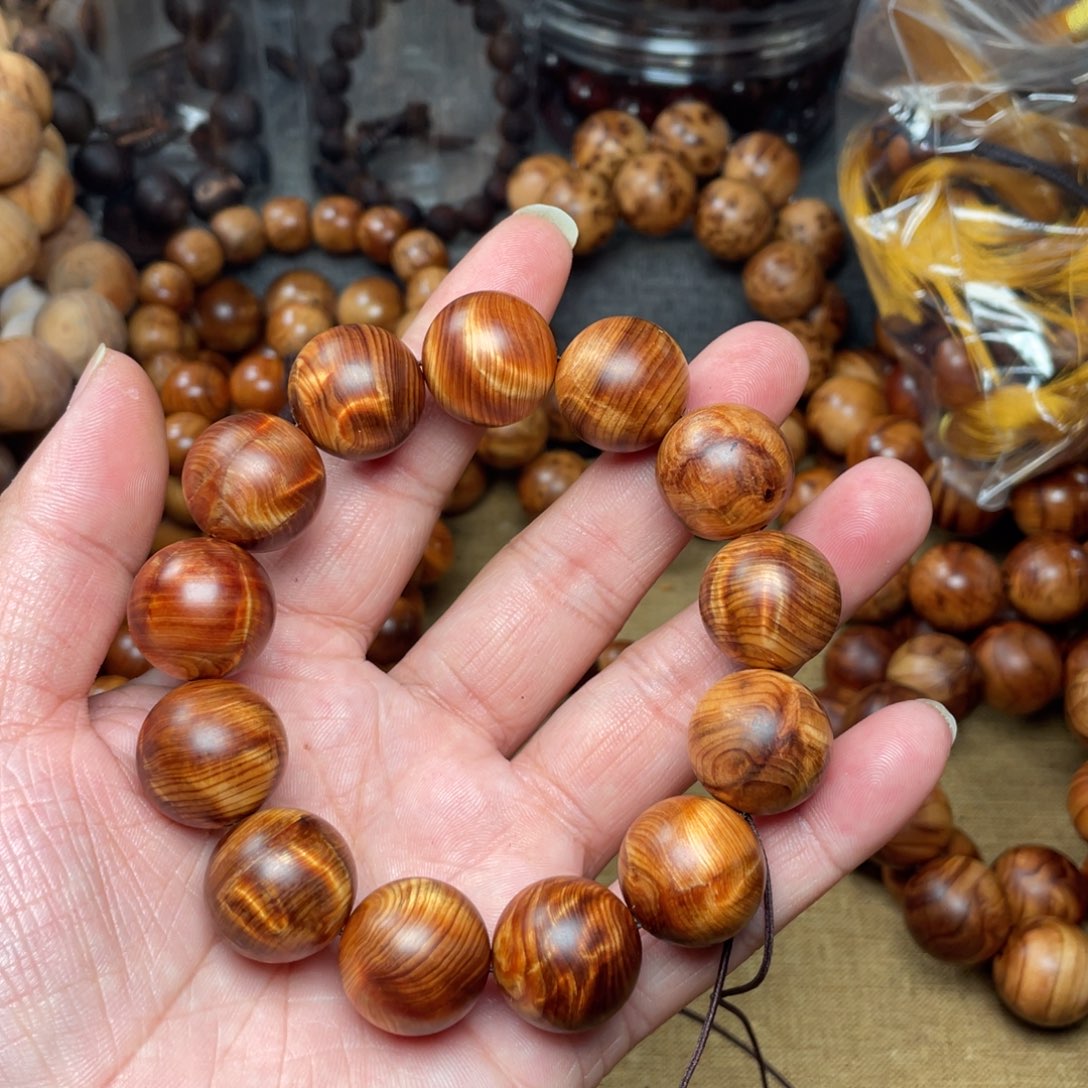 柏木（崖柏）其他1.8太行崖柏陈化满闪电龙胆