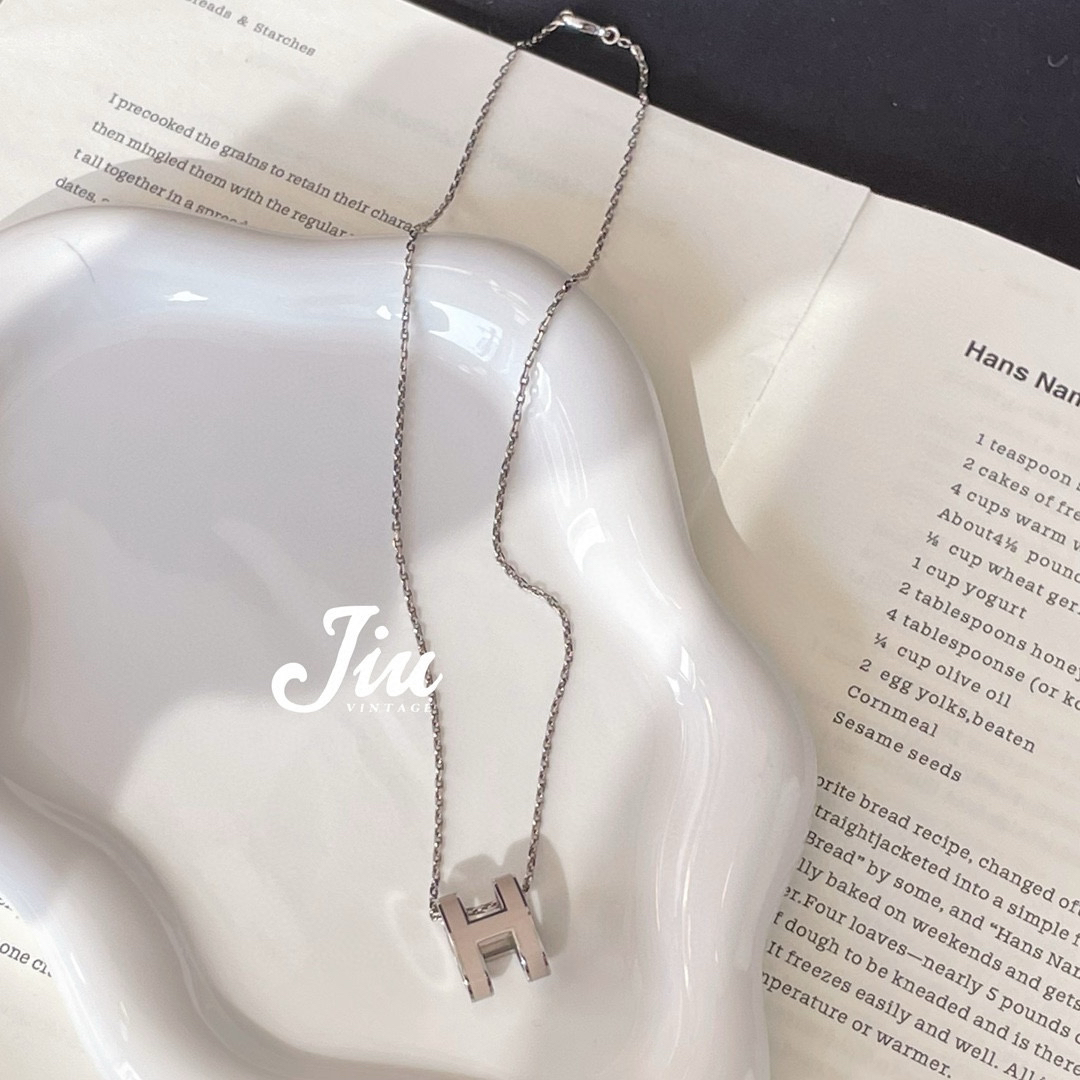 99新 Hermes/爱马仕 奶茶色大号pop h项链 JM2TH61-0052