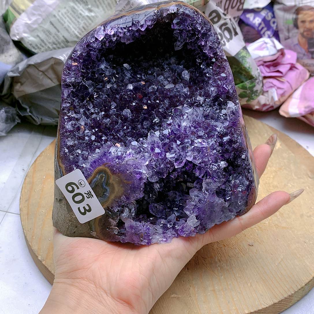 紫晶大型摆件（非配饰）未镶嵌