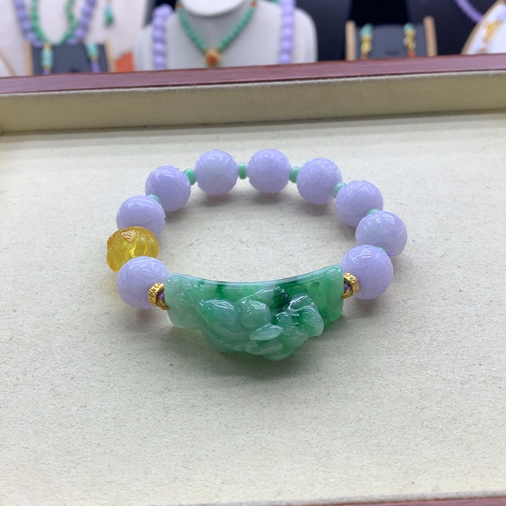 翡翠手链未镶嵌翡翠手链