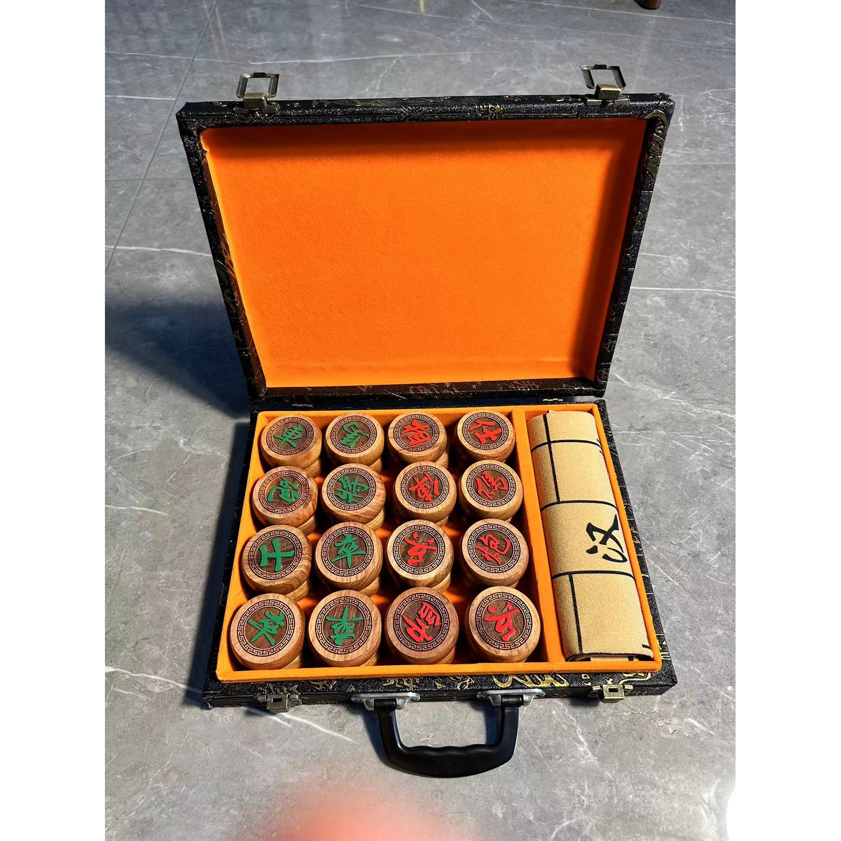 （盒子微瑕）滕厂长推荐缅花4.8象棋礼盒