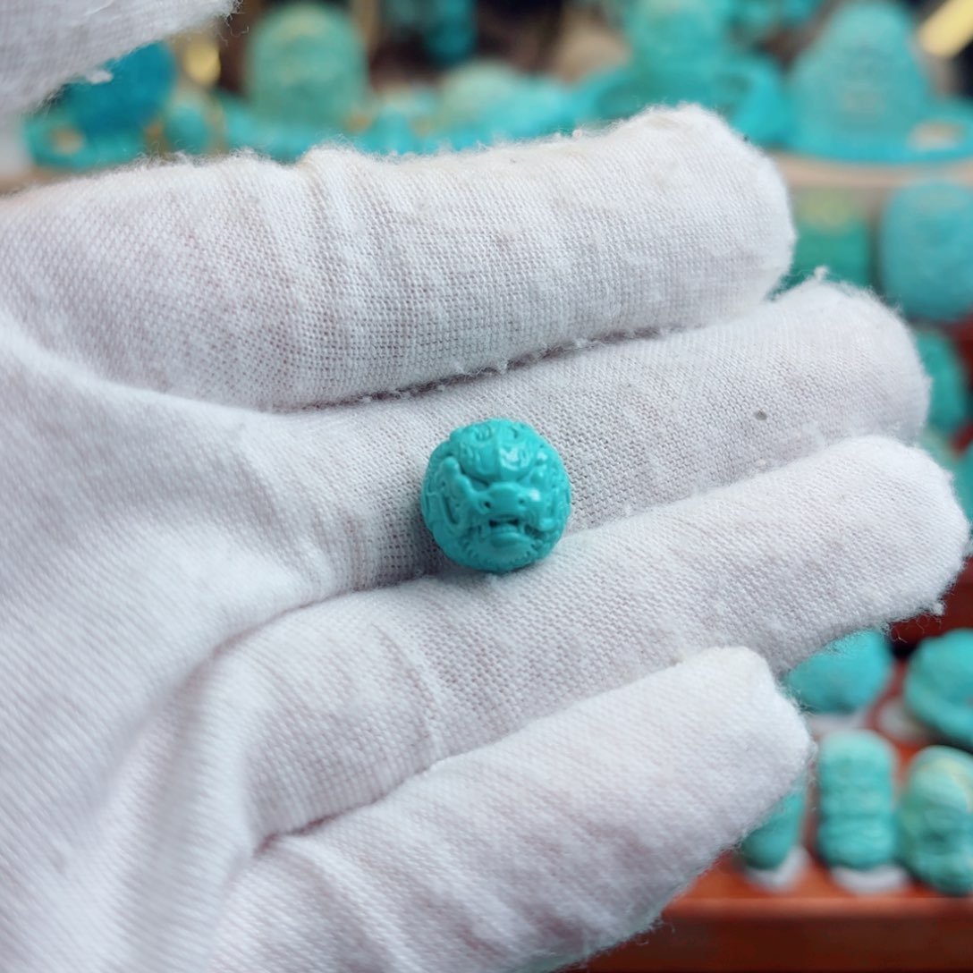 未镶嵌绿松石珠宝奇石