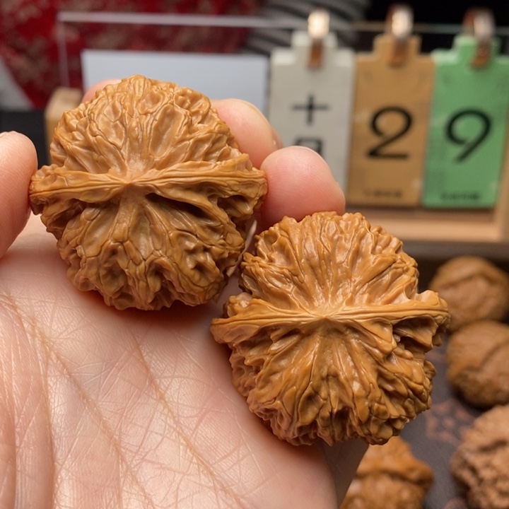 把件文玩核桃苹果园40.5