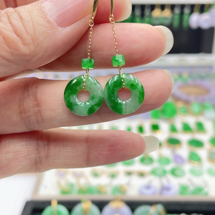 翡翠18K金镶嵌耳饰