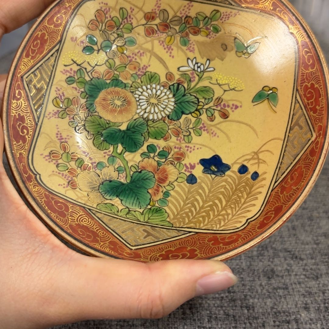 非常好看漂亮的物品