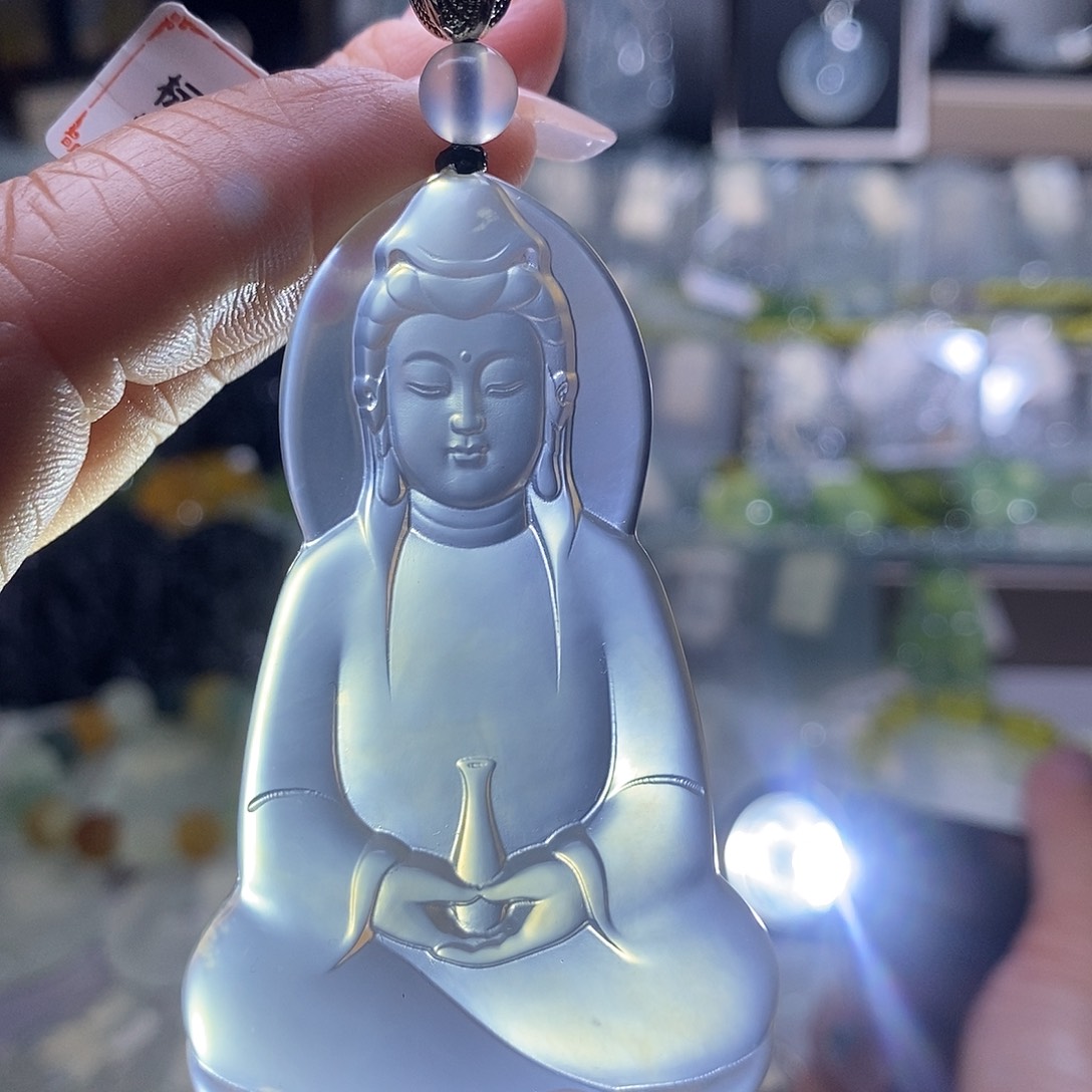 蛇纹石玉颈饰未镶嵌不****在