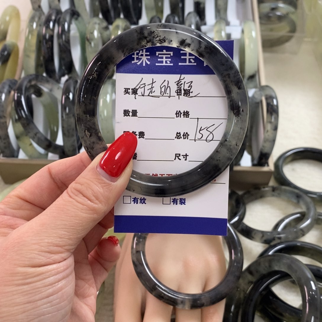 蛇纹石玉手镯未镶嵌行***运