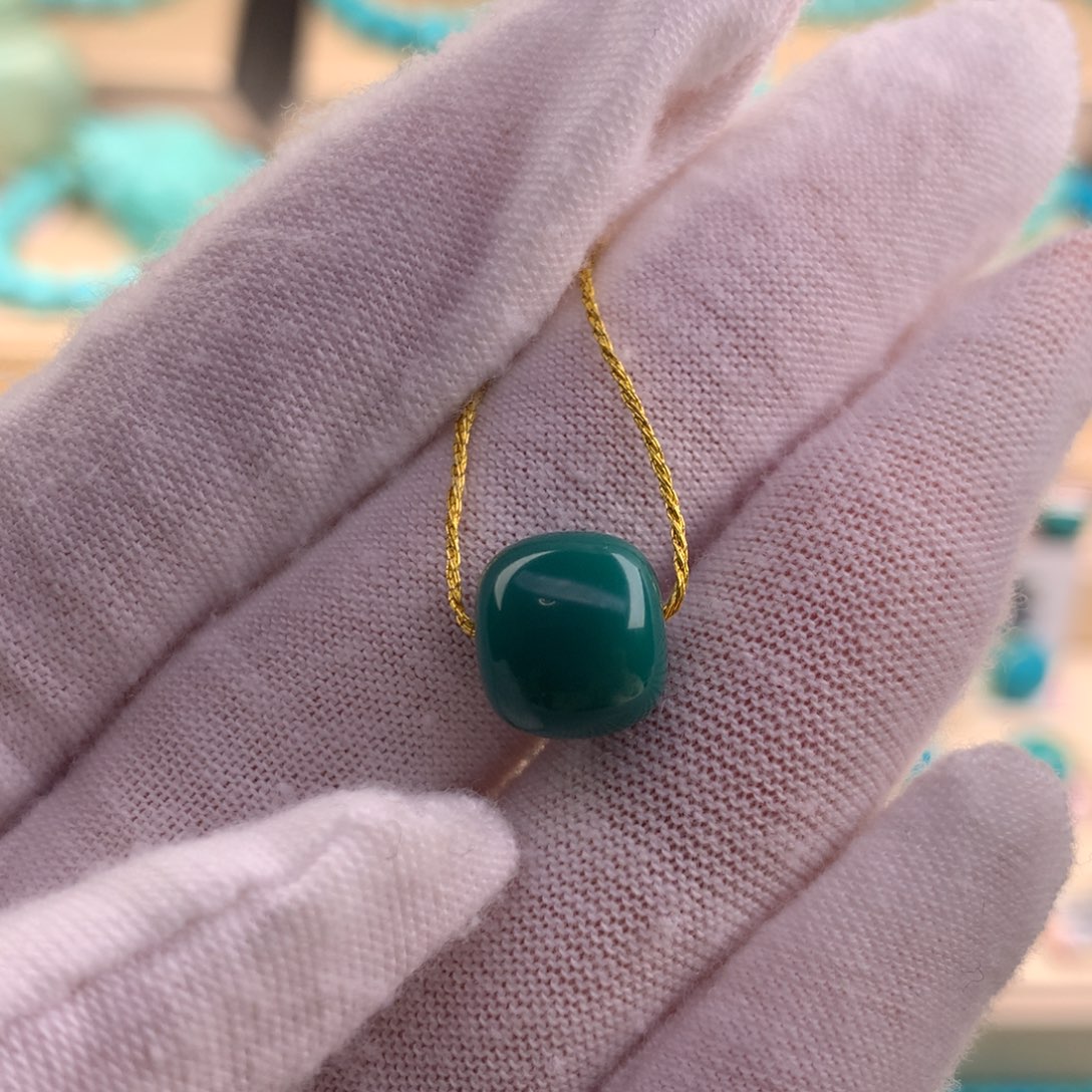 绿松石珠宝奇石未镶嵌10.3×9.3