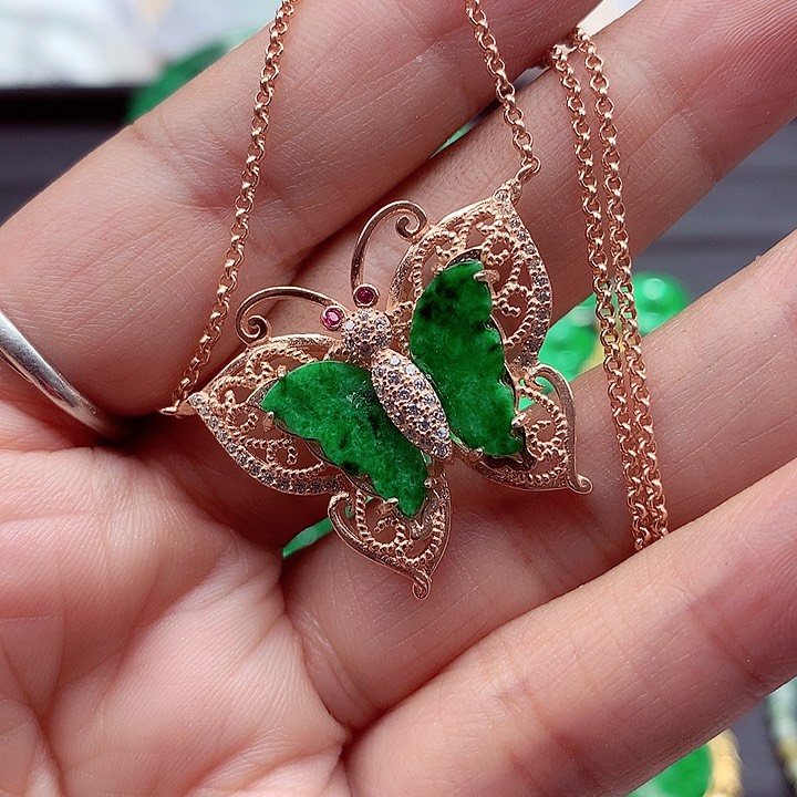 翡翠颈饰银S925镶嵌翡翠