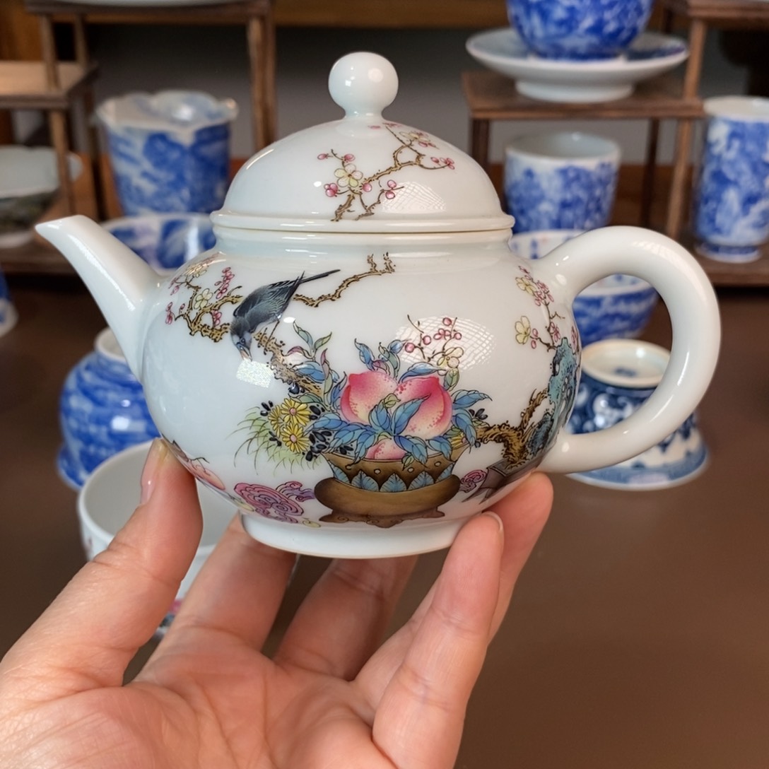 景德镇陶瓷手工手绘