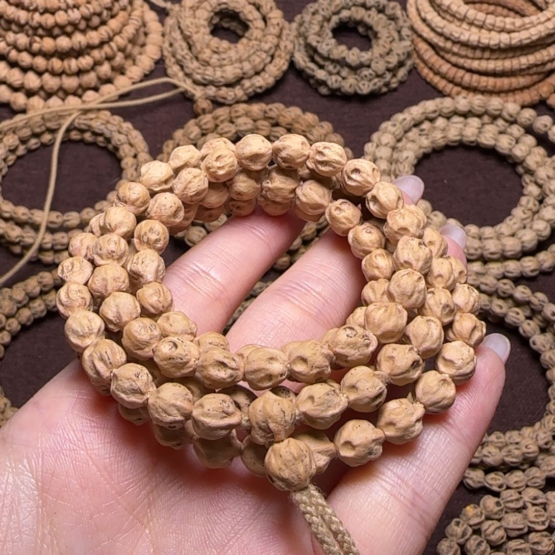 柏香籽/百香籽吊坠那****。