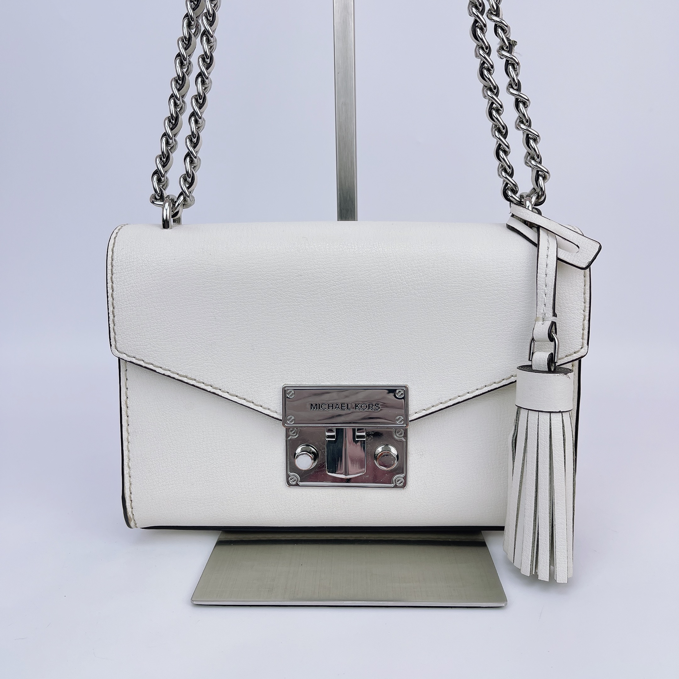 95新 MICHAEL KORS/迈克高仕 MK 白色牛皮单肩包底长20 M914