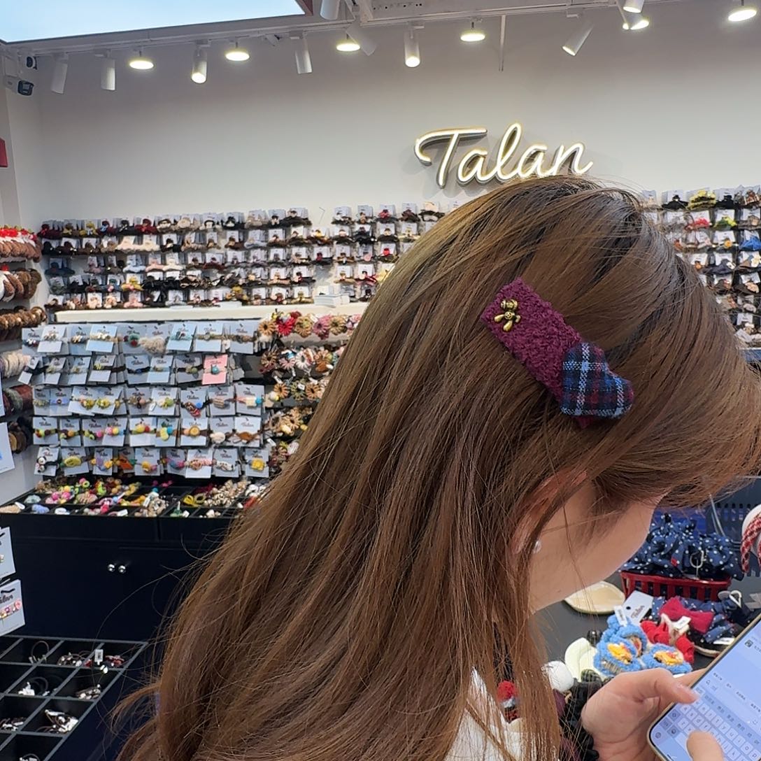 非金属酱紫色拜拜夹爱心