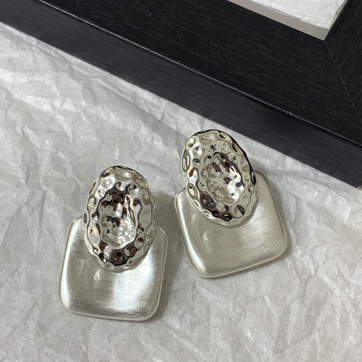 钛钢耳饰 LARVINA银色法式设计感小众气质耳环