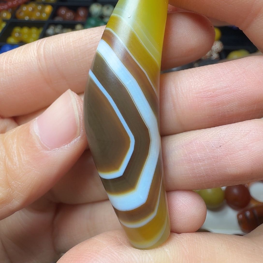 鑫***缘玛瑙/玉髓未镶嵌满30包邮
