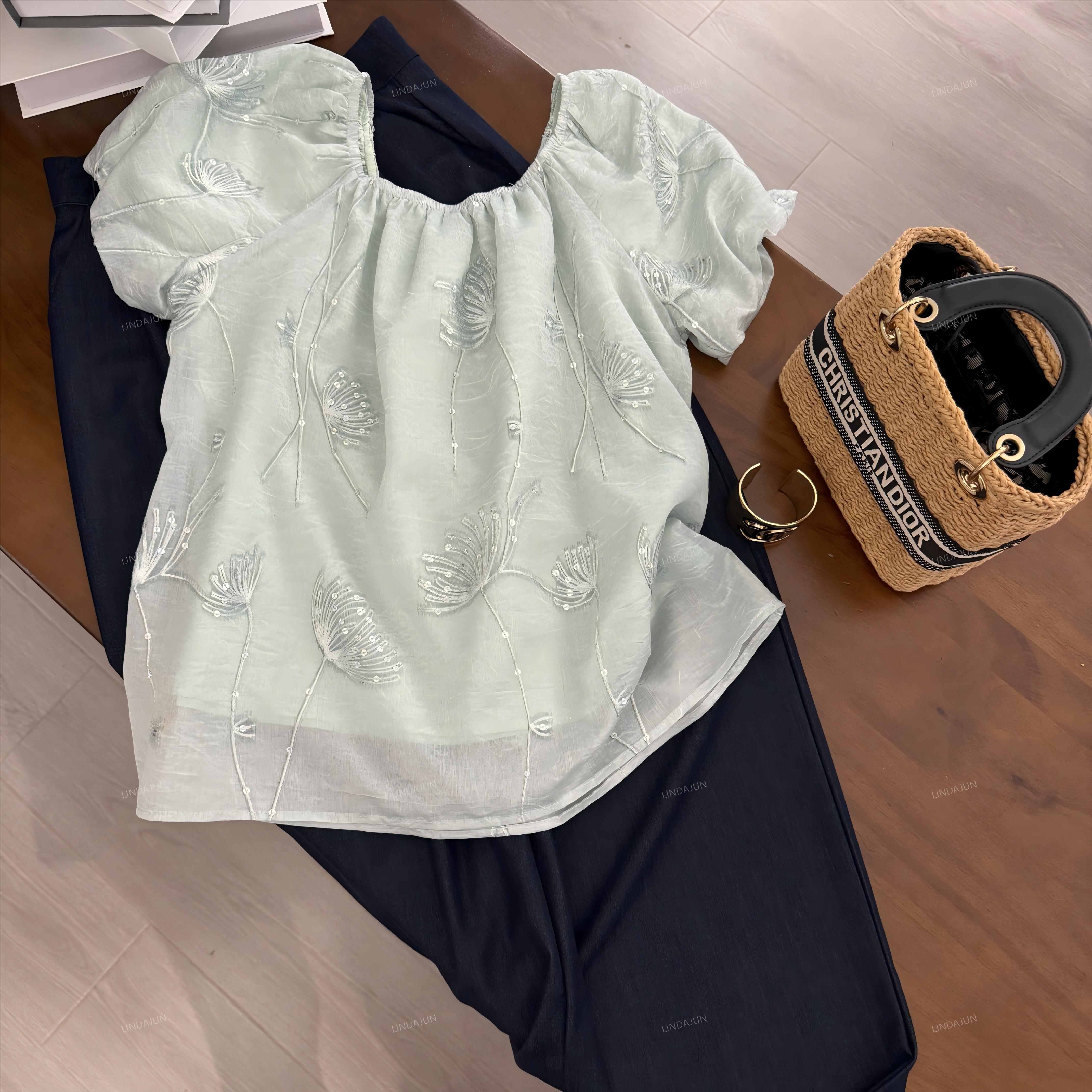 大君君 新款夏季时尚气质百搭显瘦设计感一字领衬衫上衣SY095