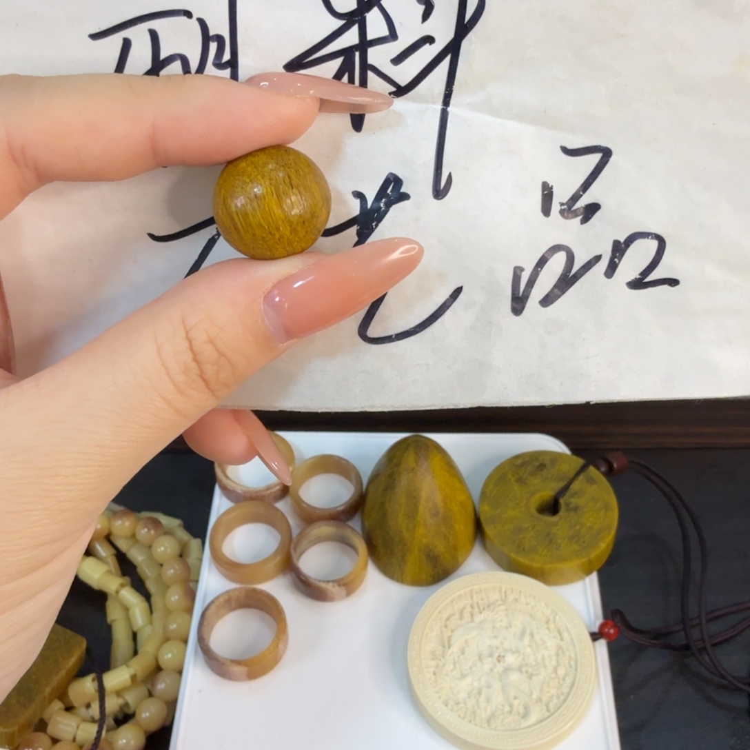 塑料创意饰品工艺品18