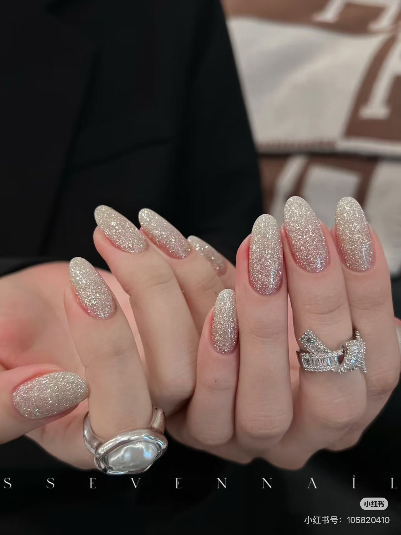  芷间 美甲-秋冬美拉德浅棕碎钻胶 10ml瓶装 （单色）