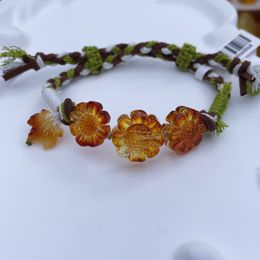 琥珀吊坠(赠链)未镶嵌