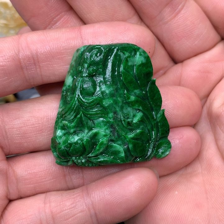 未镶嵌定制翡翠我**贝翡翠