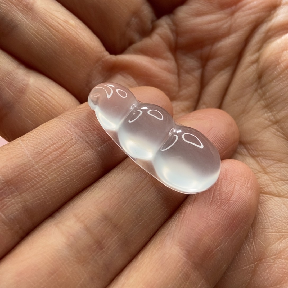 石英质玉颈饰未镶嵌