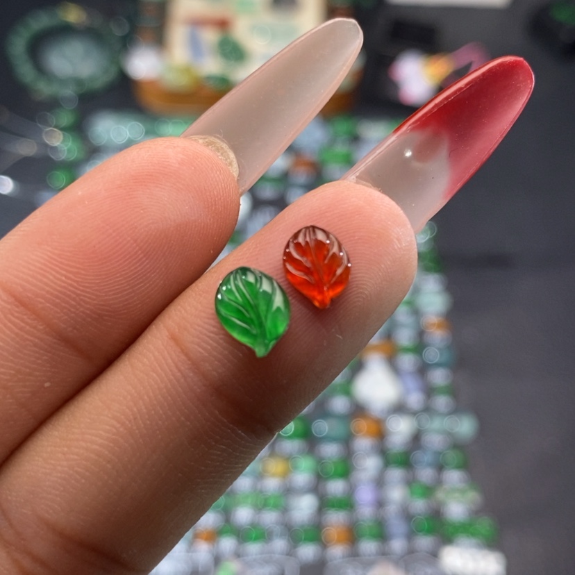 【闪购商品】翡翠挂件未镶嵌叶子