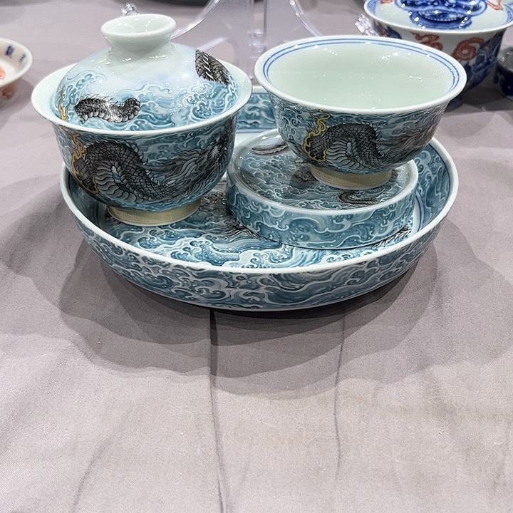 J*景德镇陶瓷艺术品