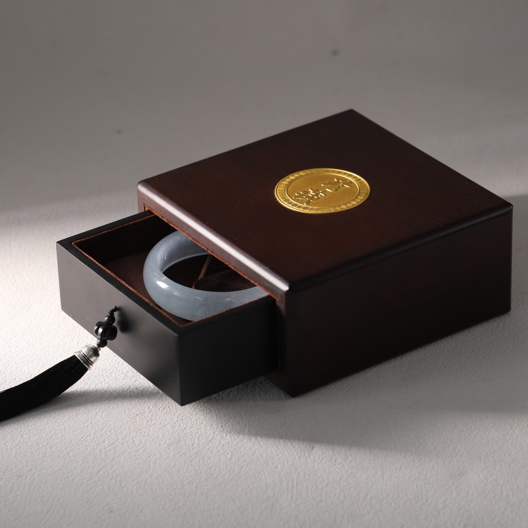    精美轻奢首饰配礼盒-多样性发货CY1469S